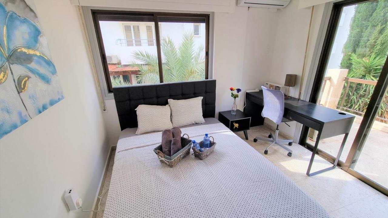 Cozy Beach Apt / 100 Mbit+ Netflix / Near Airport Lárnaca Exterior foto